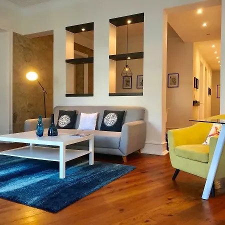 Bright And Cosy Apartment